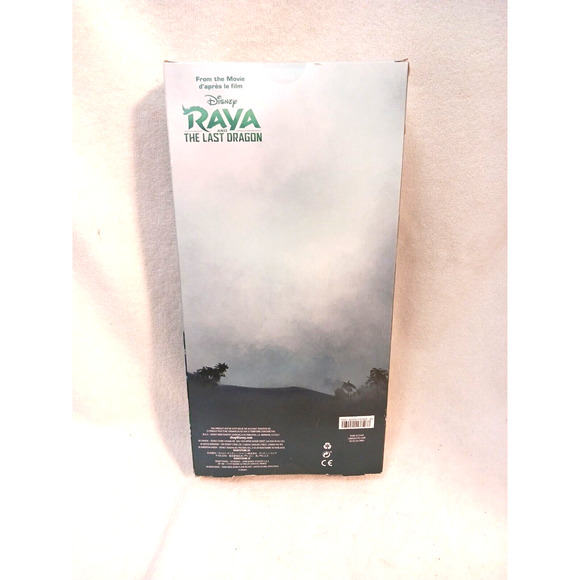 NEW IN BOX! Disney RAYA AND THE LAST DRAGON Human Sisu DOLL NEVER OPENED Collect - Picture 11 of 16